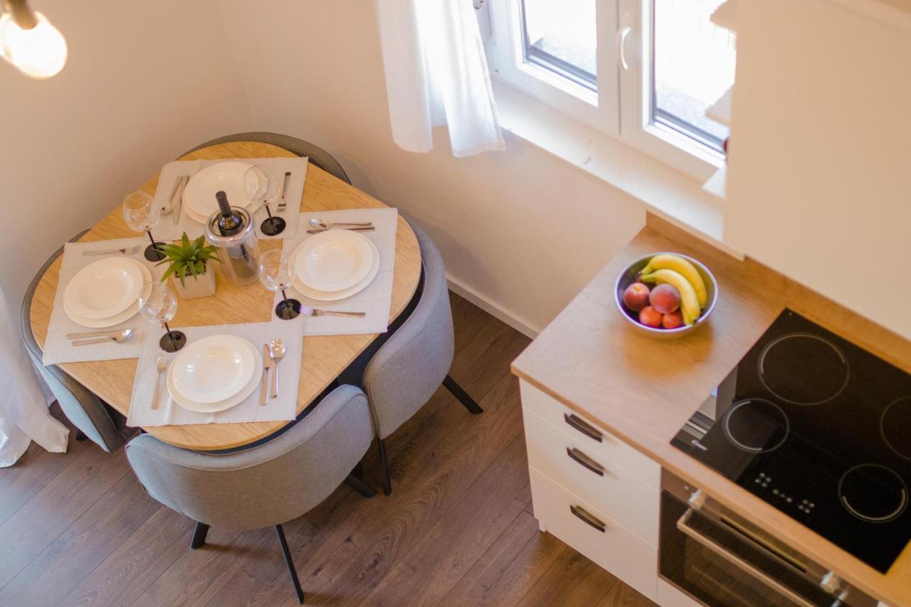 Apartments Aki Malinska Eksteriør bilde