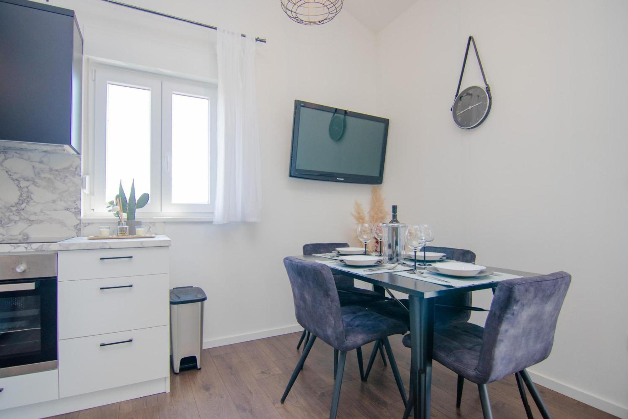 Apartments Aki Malinska Eksteriør bilde